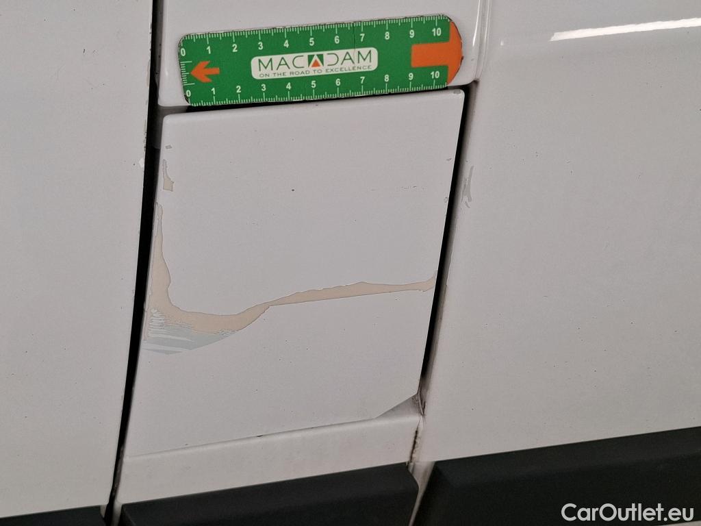  Citroen  Jumper  Fourgon 30 L1H1 Club BlueHDi 120 2.2 BlueHDi 120CV BVM6 E6d #40