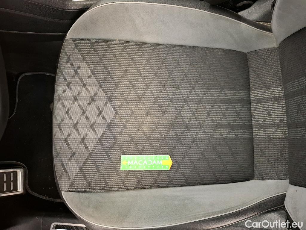  Volkswagen  Tiguan VOLKSWAGEN  Allspace / 2021 / 5P / SUV 2.0 TDI 150 DSG7 R-Line #41