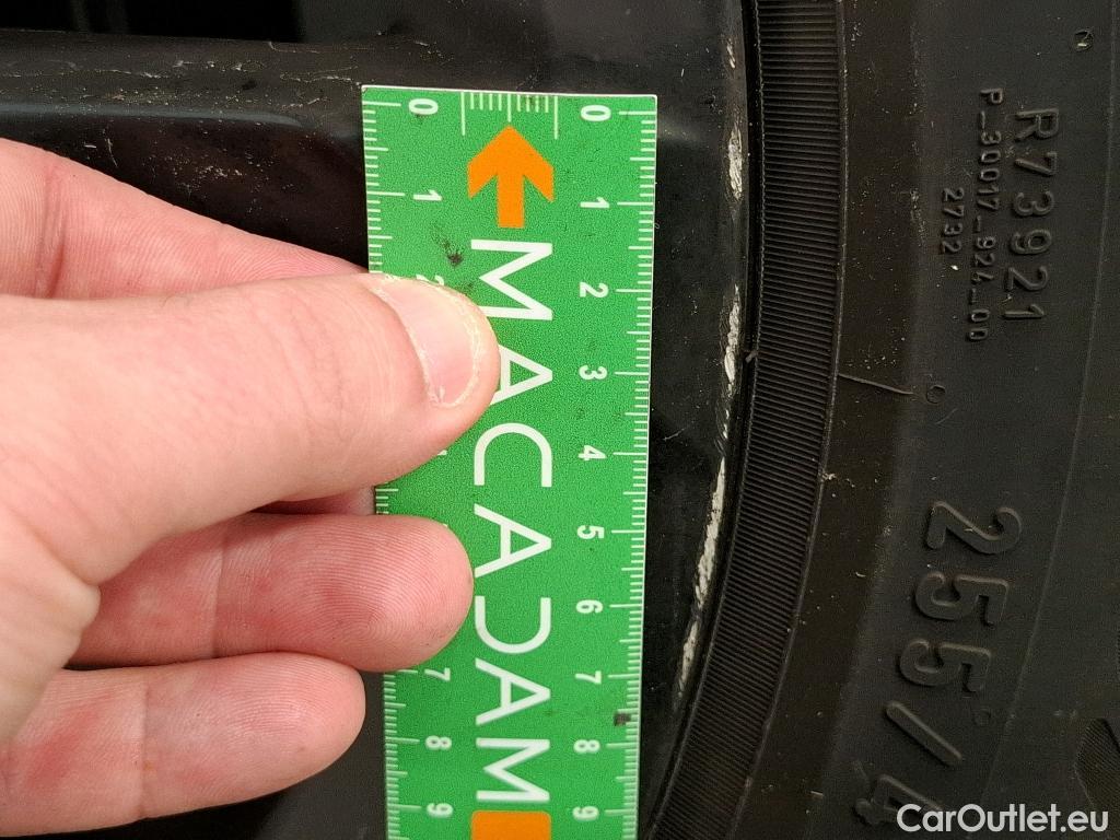  Volkswagen  Tiguan VOLKSWAGEN  Allspace / 2021 / 5P / SUV 2.0 TDI 150 DSG7 R-Line #87