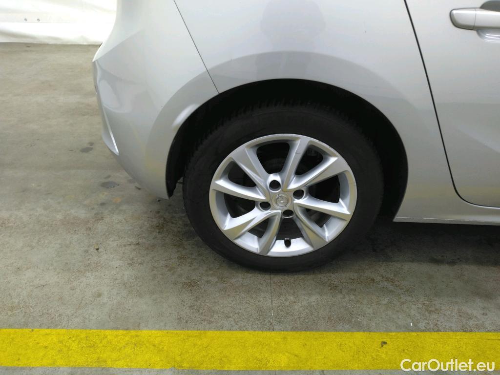  Opel  Corsa  F Elegance Business 1.2 Turbo 100CV BVM6 E6d / TRANSFO VP/VF #19