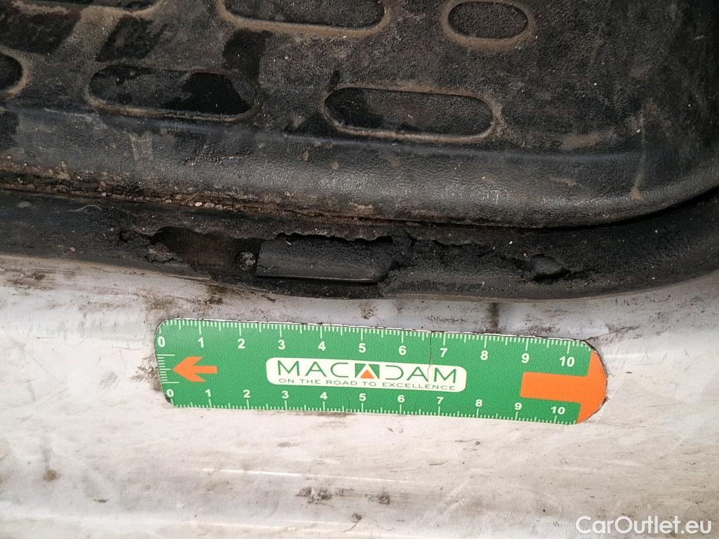  Citroen  Jumper  Fourgon 30 L1H1 Club BlueHDi 120 2.2 BlueHDi 120CV BVM6 E6d #19