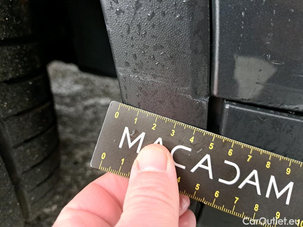  Volkswagen  Tiguan VOLKSWAGEN  / 2016 / 5P / SUV 2.0 TDI 150 DSG7 Carat Exclusive #39