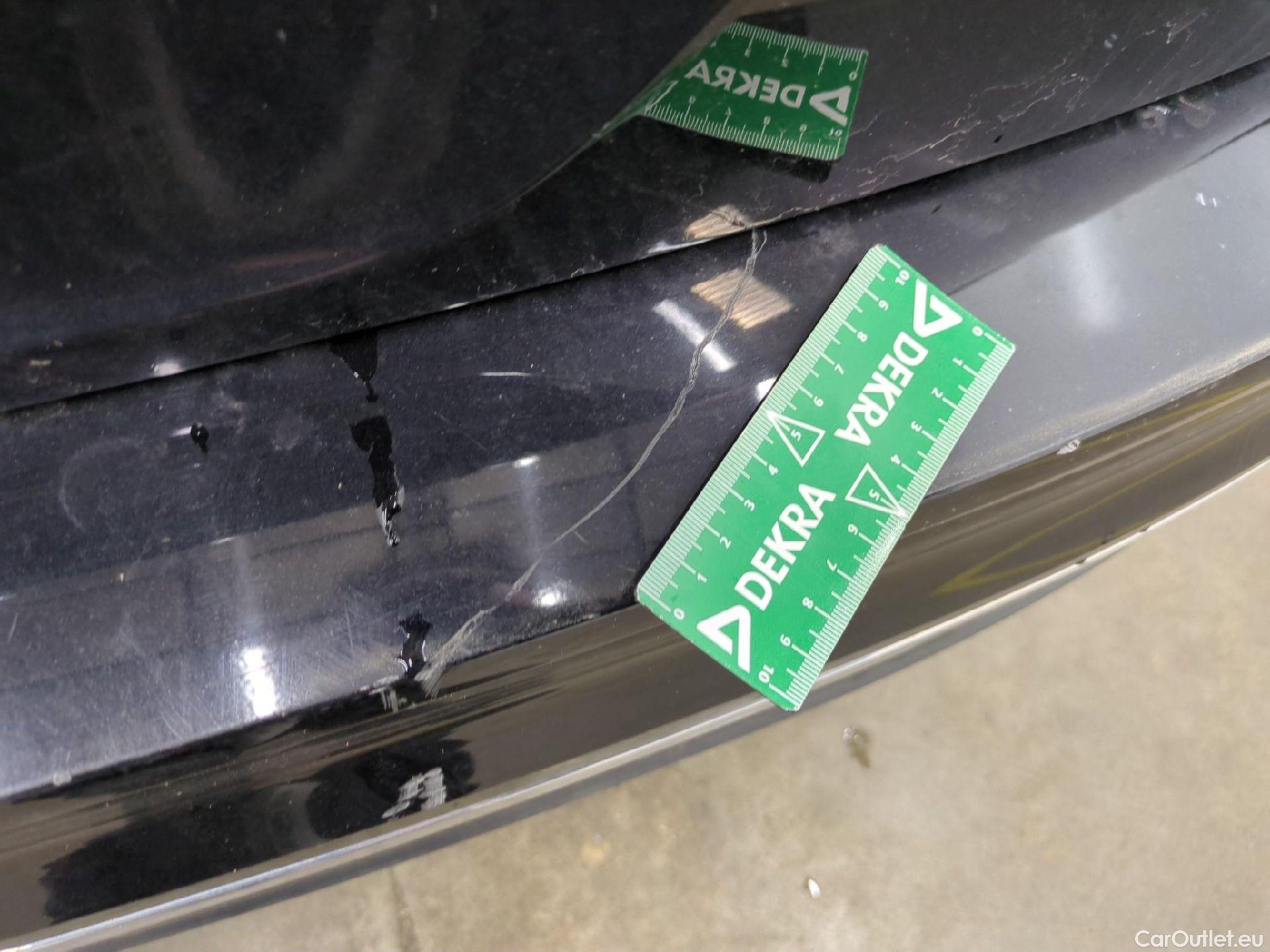  Volkswagen  Tiguan VOLKSWAGEN  / 2020 / 5P / SUV 2.0 TDI 150 DSG7 LIFE PLUS #38