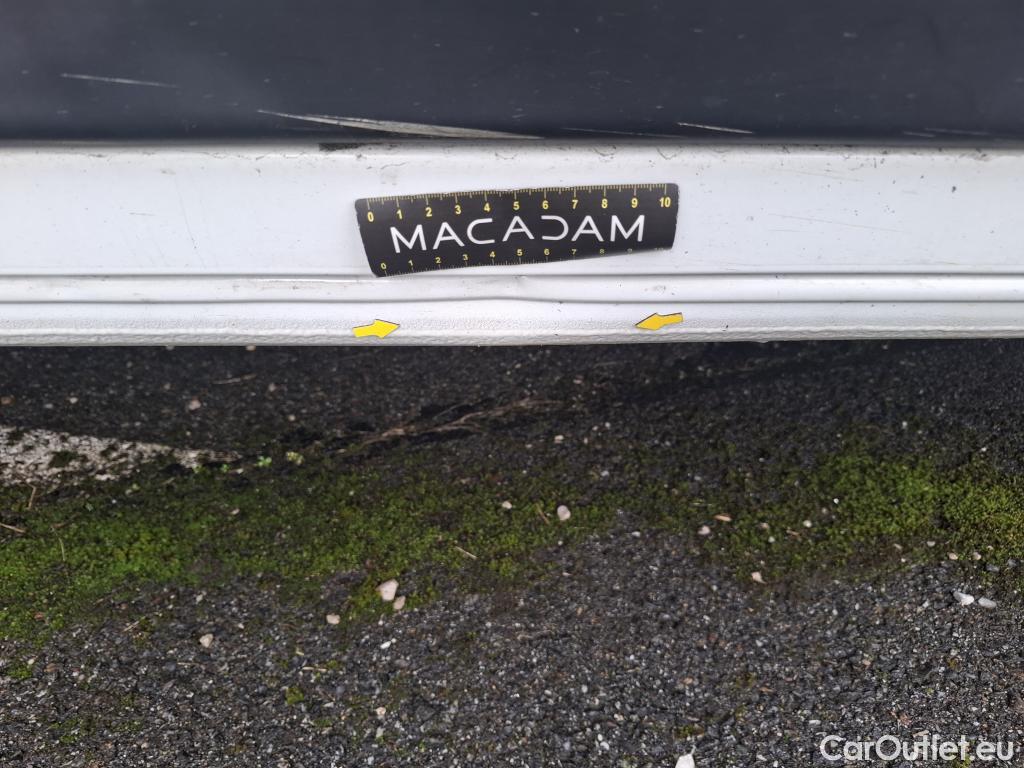  Peugeot  Boxer PEUGEOT  VU 4p Fourgon BLUEHDI 110 PREMIUM PA 330 L1H2 #37