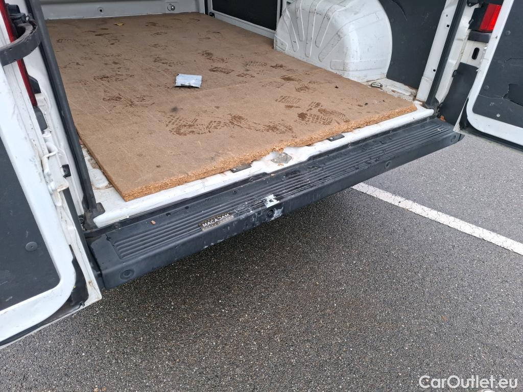 Peugeot  Boxer PEUGEOT  VU 4p Fourgon BLUEHDI 110 PREMIUM PA 330 L1H2 #40