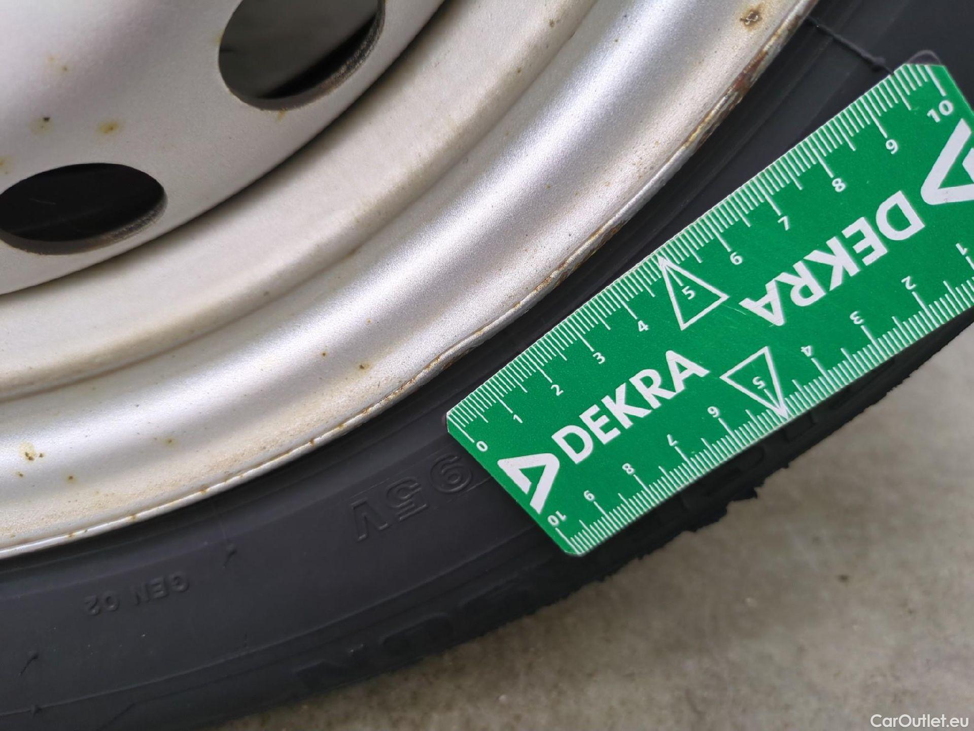  Peugeot  Partner  Premium L1 1.6 HDi 75CV BVM5 E6 #24