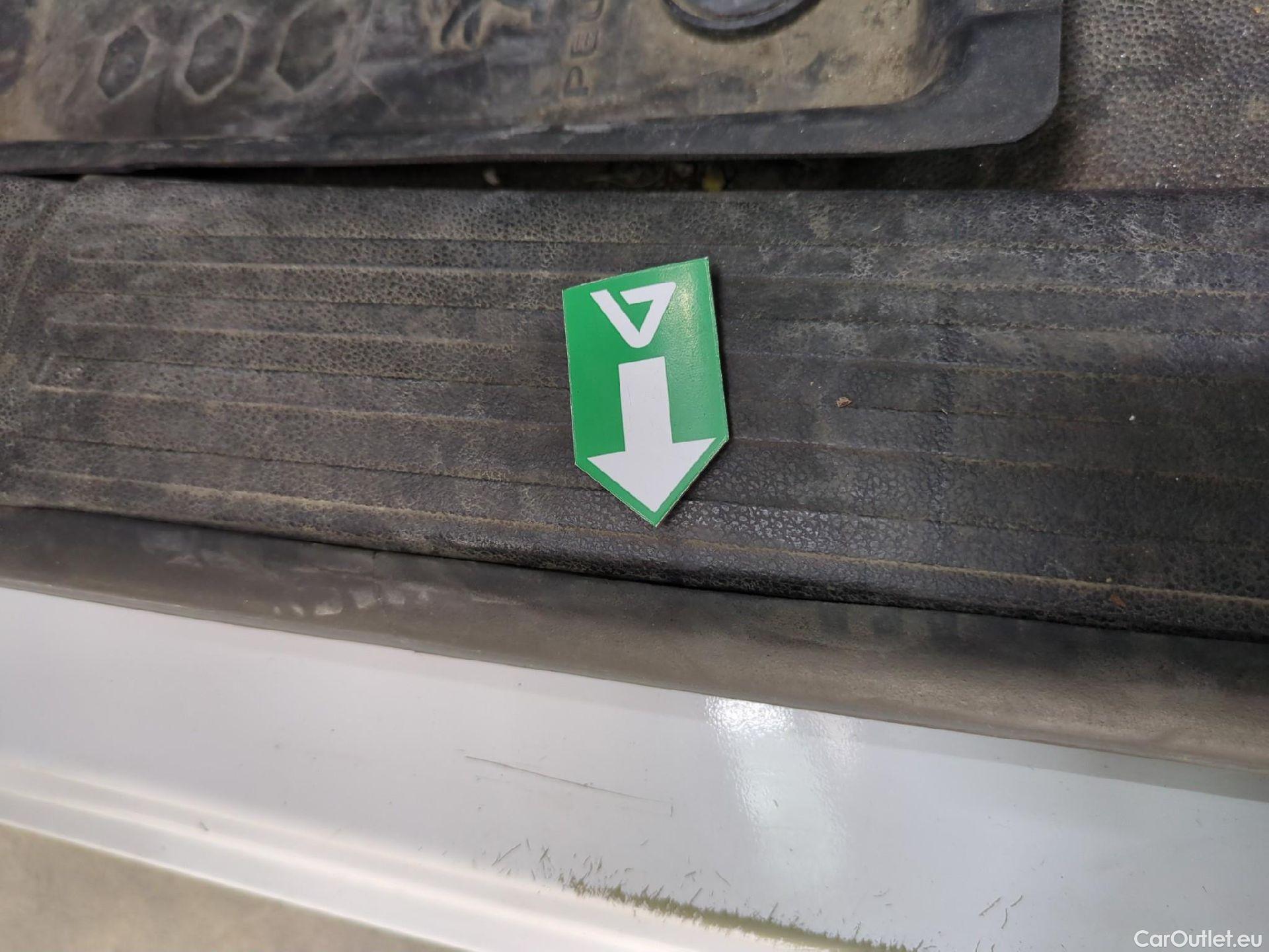  Peugeot  Partner  Premium L1 1.6 HDi 75CV BVM5 E6 #12