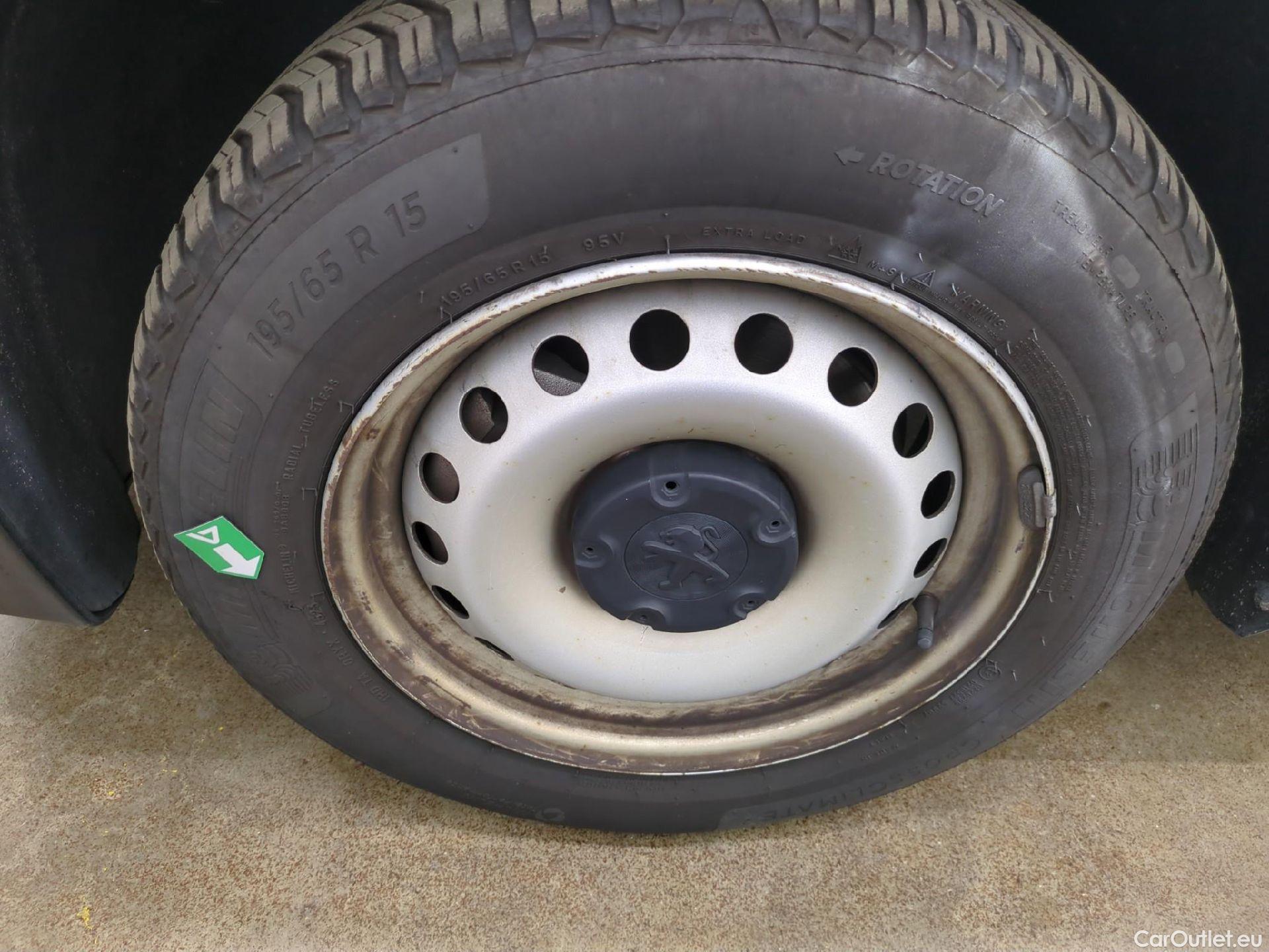  Peugeot  Partner  Premium L1 1.6 HDi 75CV BVM5 E6 #21