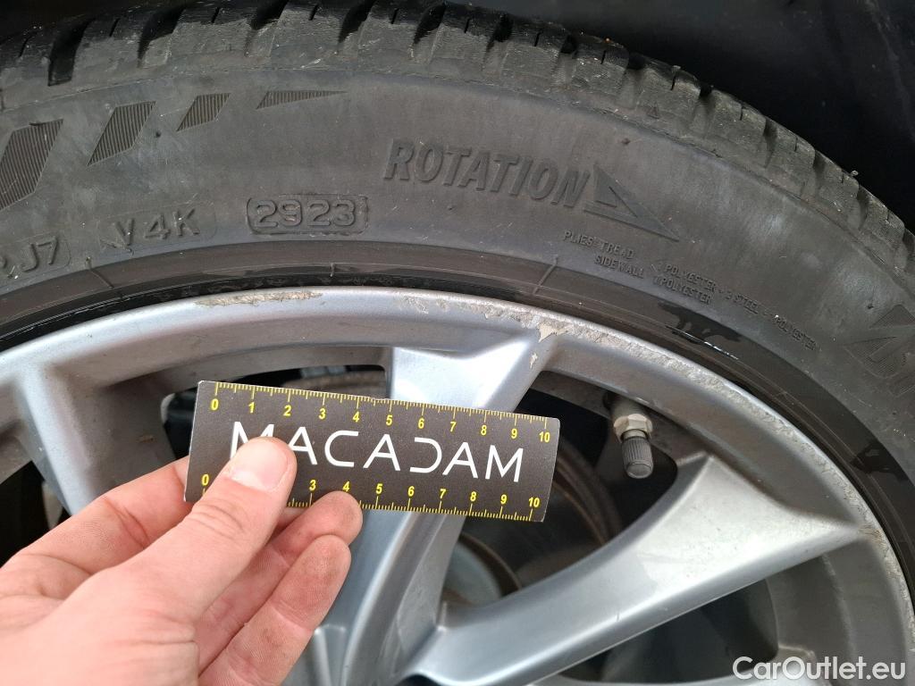  Alfa Romeo  Giulietta ALFA ROMEO Giulia / 2016 / 4P / Berline 2.2 160ch AT8 Sprint #26