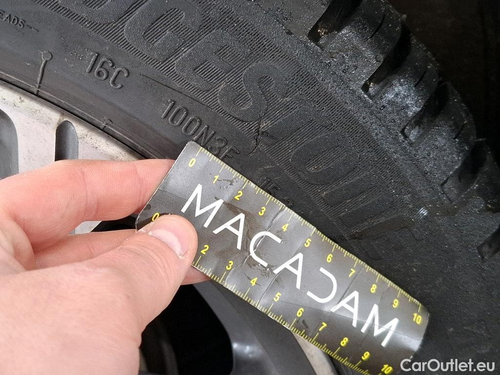  Bmw  X1 BMW  / 2019 / 5P / SUV sDrive16d Business Design DKG7 #31