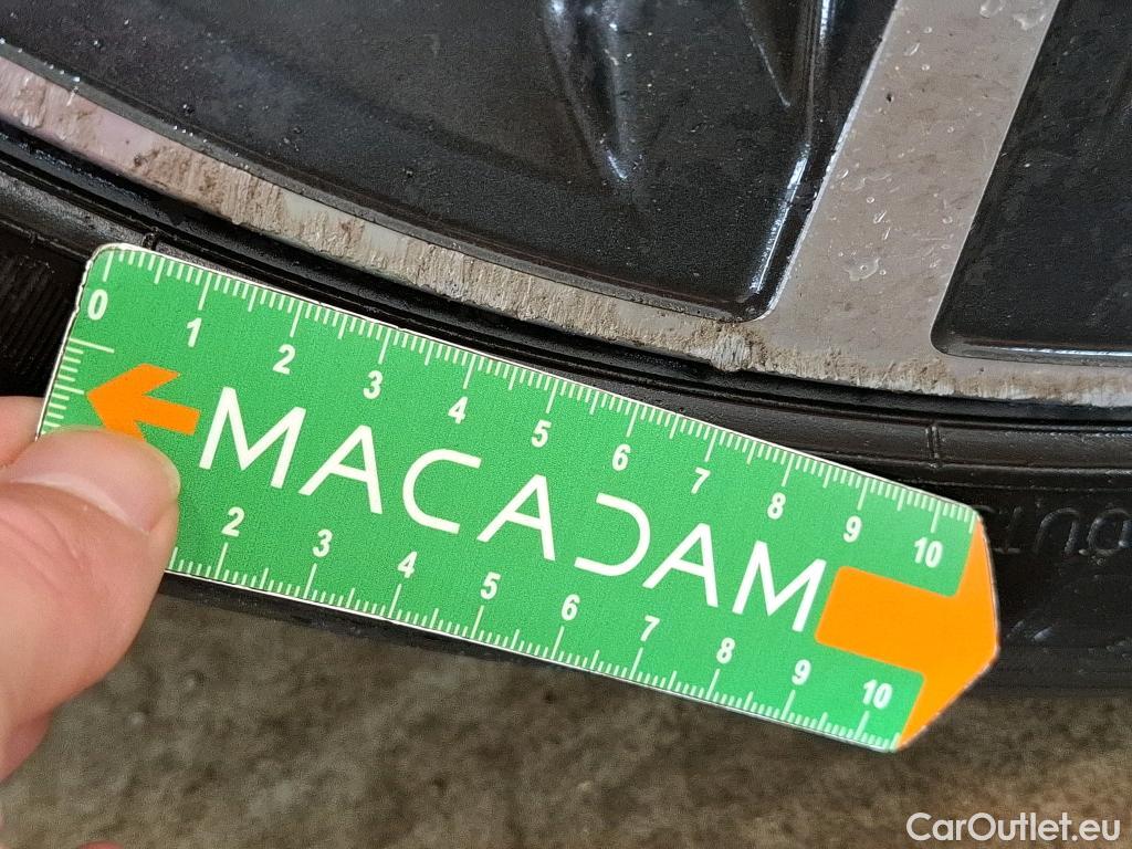  Bmw  Serie 1 BMW Série 1 / 2019 / 5P / Berline 116i DKG7 Business Design #13