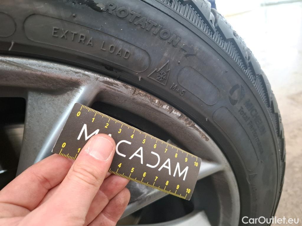  Alfa Romeo  Giulietta ALFA ROMEO Giulia / 2016 / 4P / Berline 2.2 160ch AT8 Sprint #33