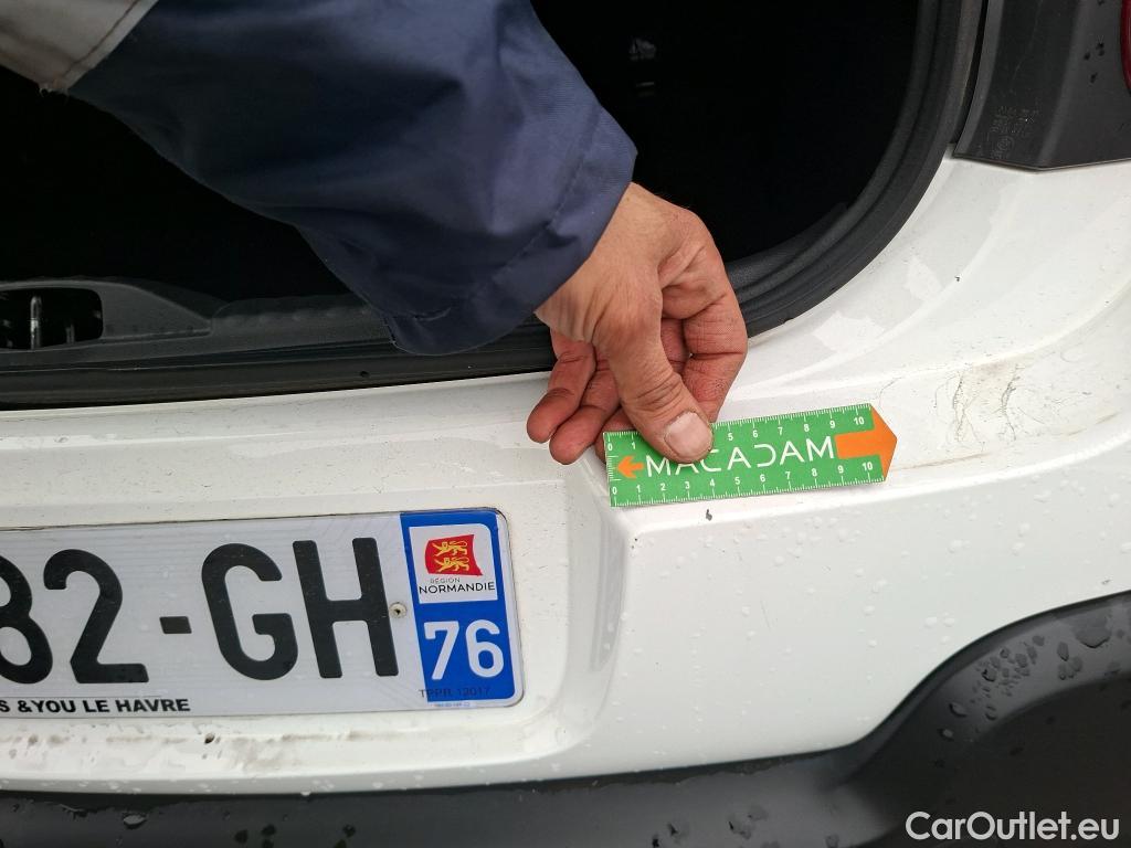  Citroen  C3  Shine Pack 1.2 PureTech 110CV BVM6 6E #35