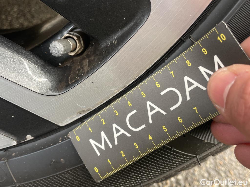  Hyundai  Konna HYUNDAI Kona / 2020 / 5P / SUV ELECTRIQUE 64kWh 204 ch Executive #7