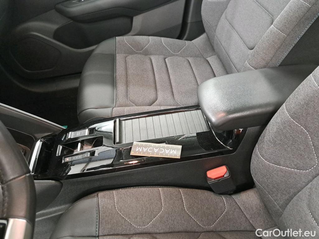  Citroen  C4  X Feel Pack 1.2 PureTech 130CV BVA8 6E #2