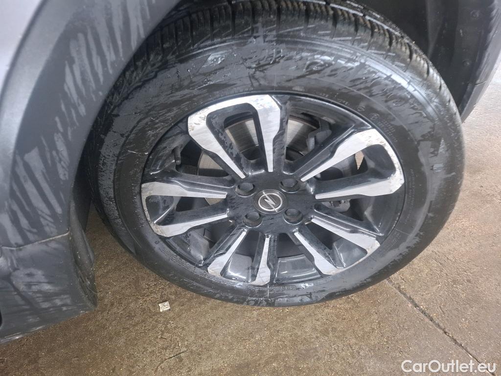  Opel  Crossland  X Business Elegance 1.2 Turbo 110CV BVM6 E6d #17