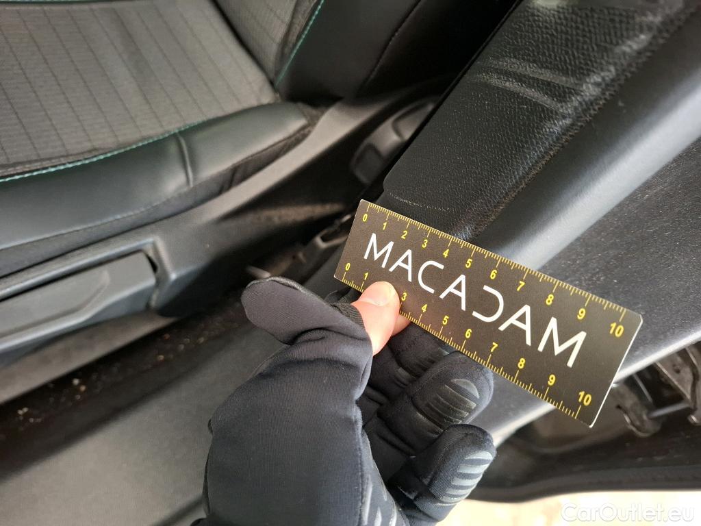  Peugeot  2008  Allure Business 1.5 HDi 130CV BVA8 E6d #2