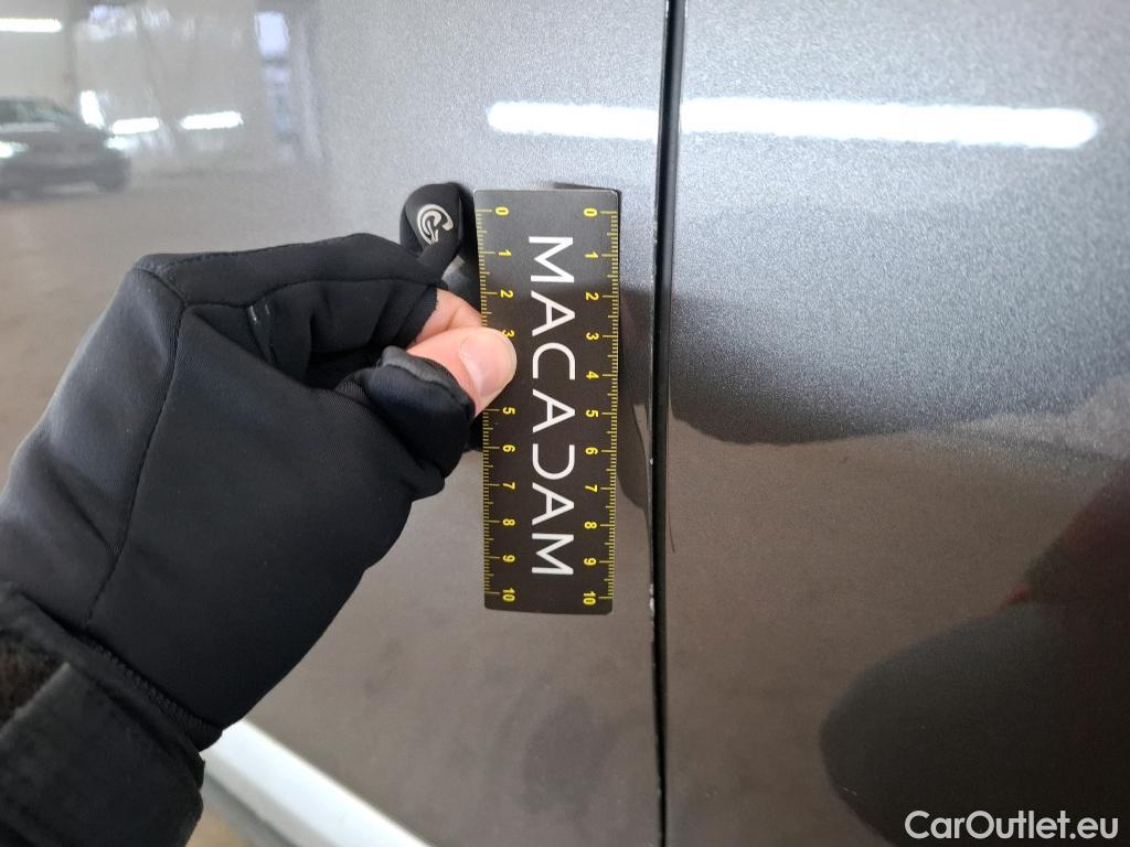  Peugeot  2008  Allure Business 1.5 HDi 130CV BVA8 E6d #18