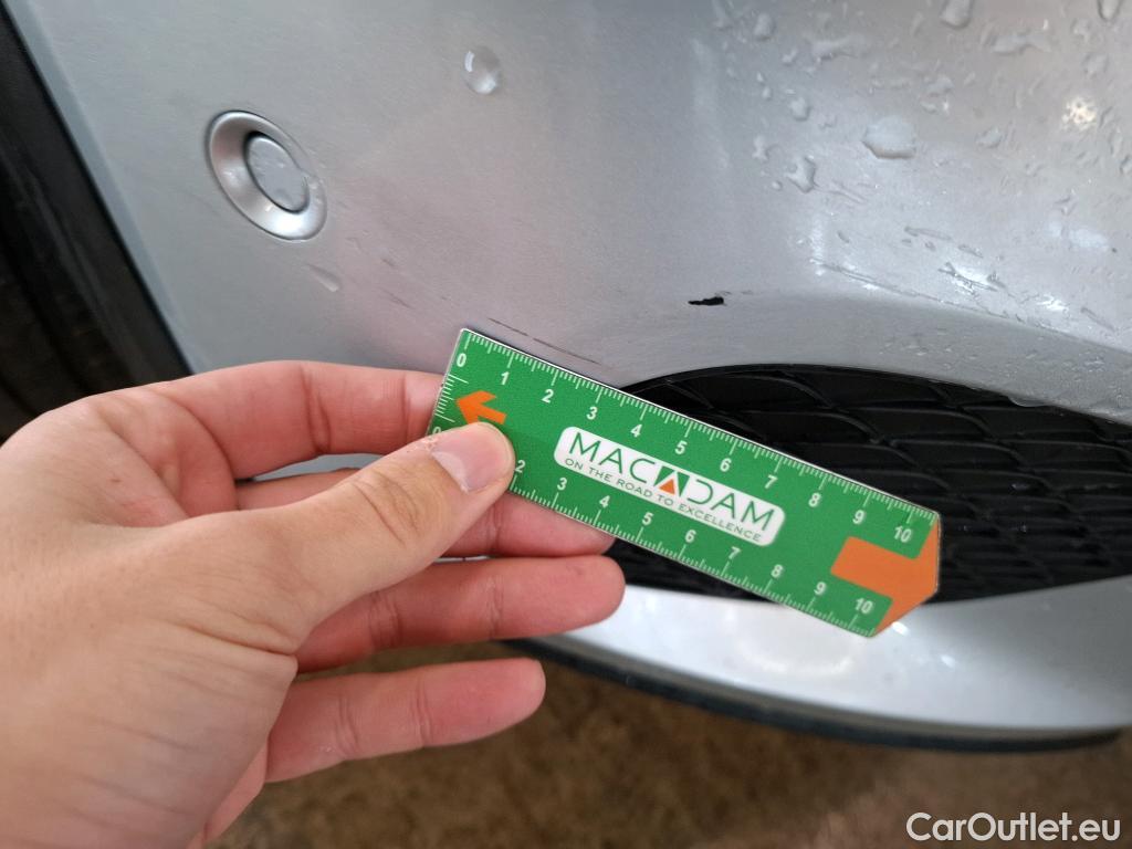  Mercedes  GLB MERCEDES-BENZ  / 2019 / 5P / SUV  200 d Business Line #10