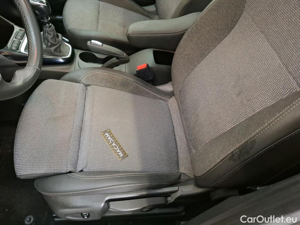  Opel  Crossland  X Business Elegance 1.2 Turbo 110CV BVM6 E6d #35