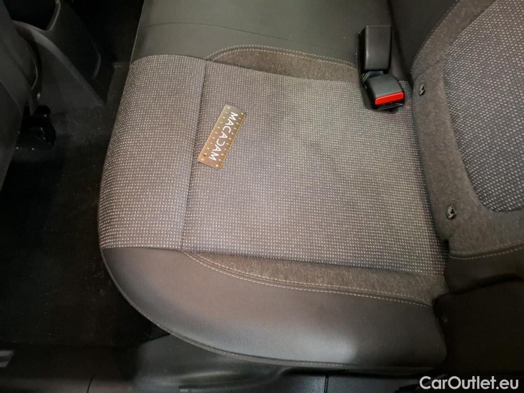  Opel  Crossland  X Business Elegance 1.2 Turbo 110CV BVM6 E6d #37