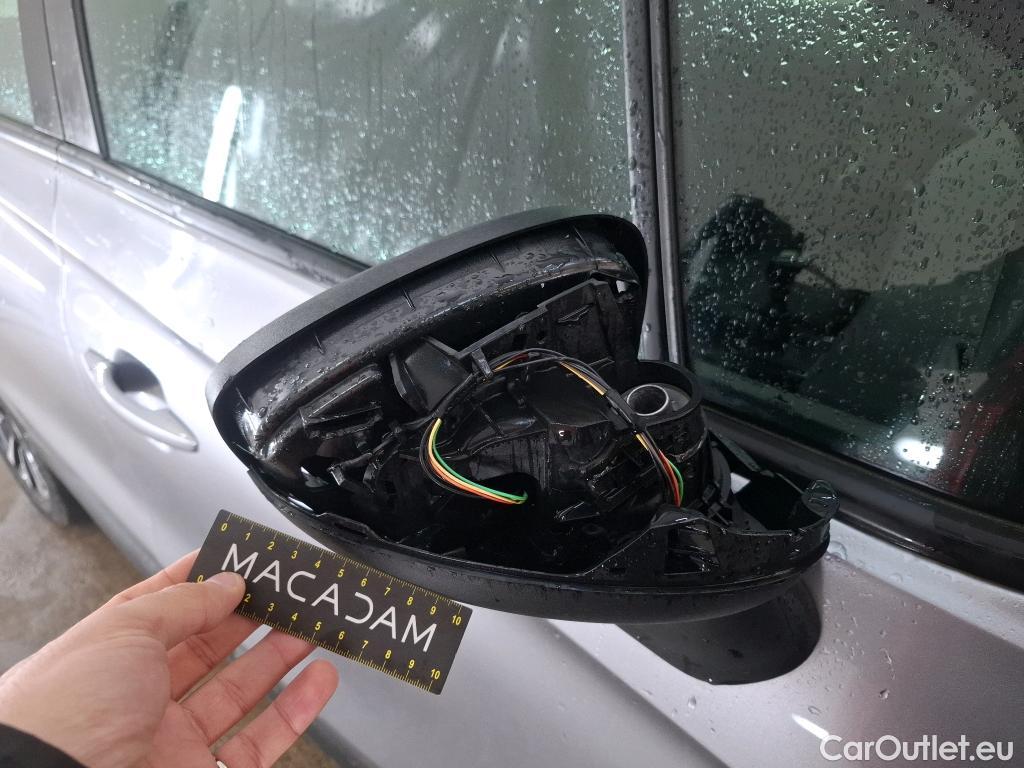  Opel  Crossland  X Business Elegance 1.2 Turbo 110CV BVM6 E6d #25