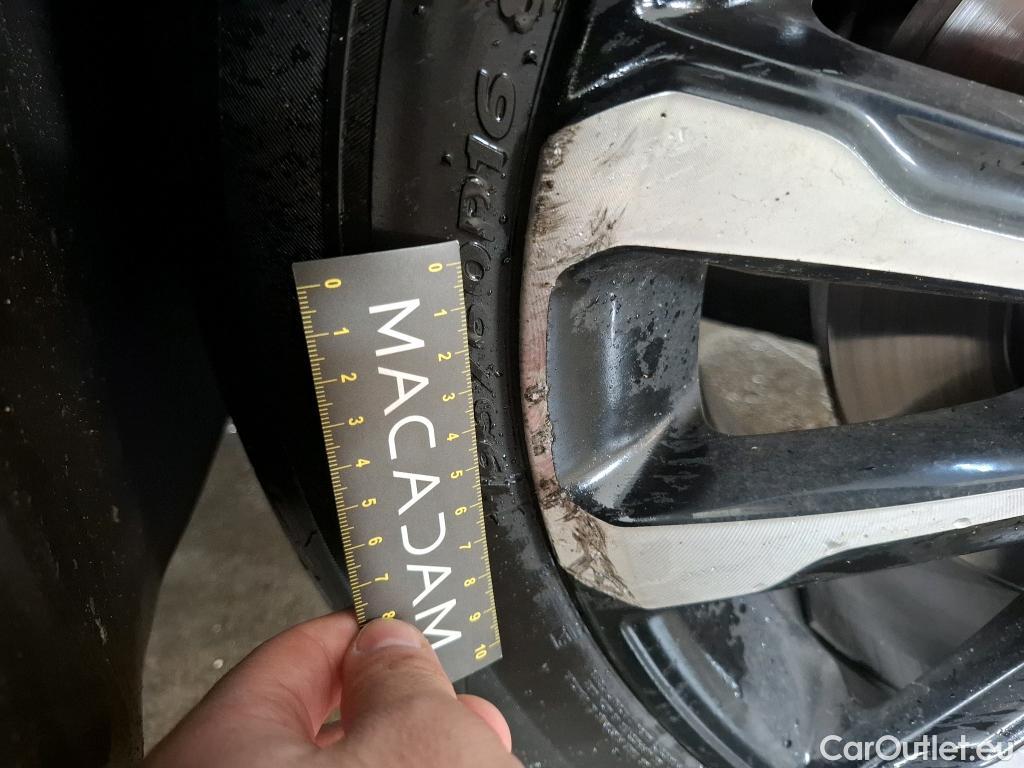  Opel  Crossland  X Business Elegance 1.2 Turbo 110CV BVM6 E6d #24