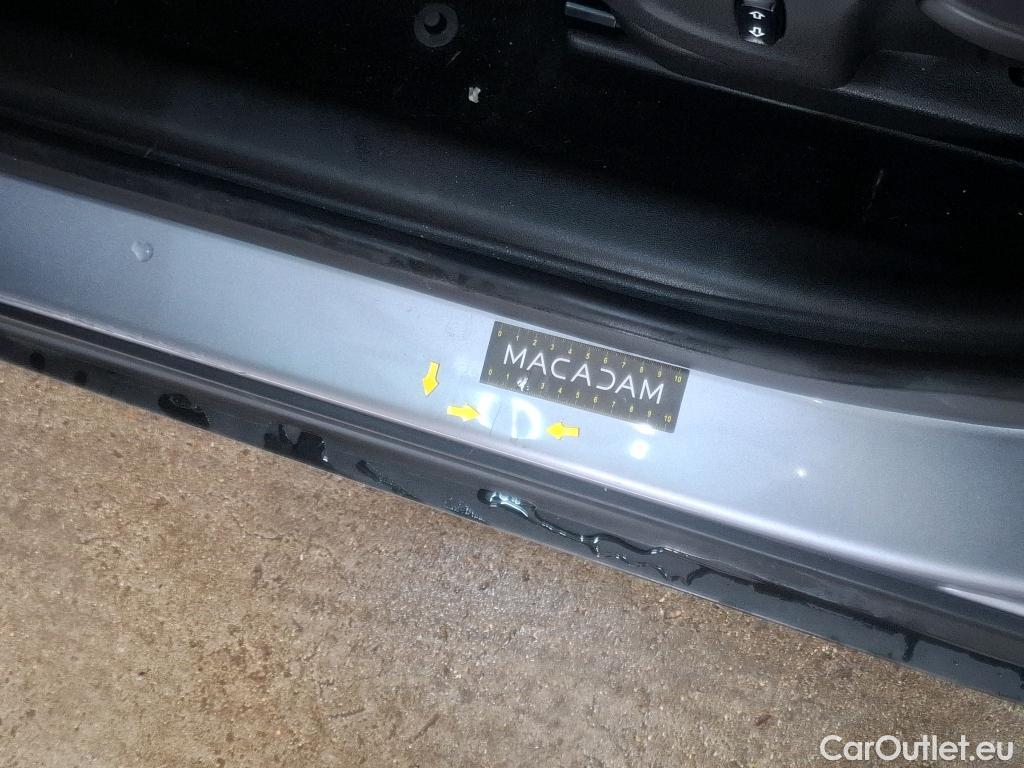  Opel  Crossland  X Business Elegance 1.2 Turbo 110CV BVM6 E6d #29