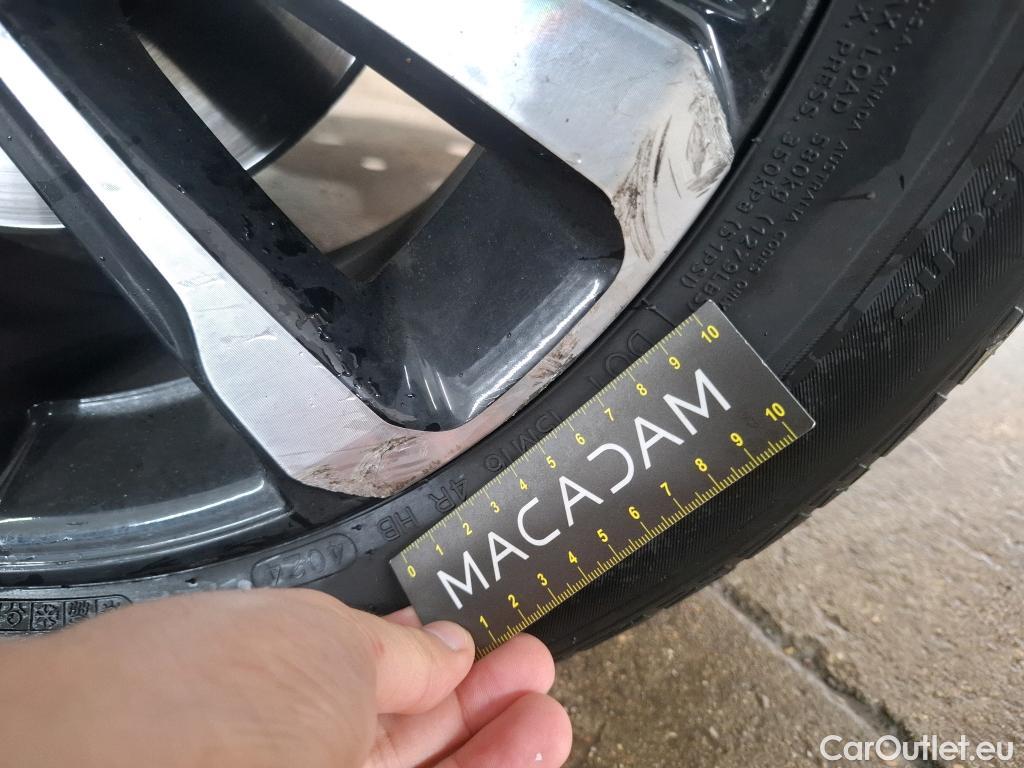  Opel  Crossland  X Business Elegance 1.2 Turbo 110CV BVM6 E6d #21