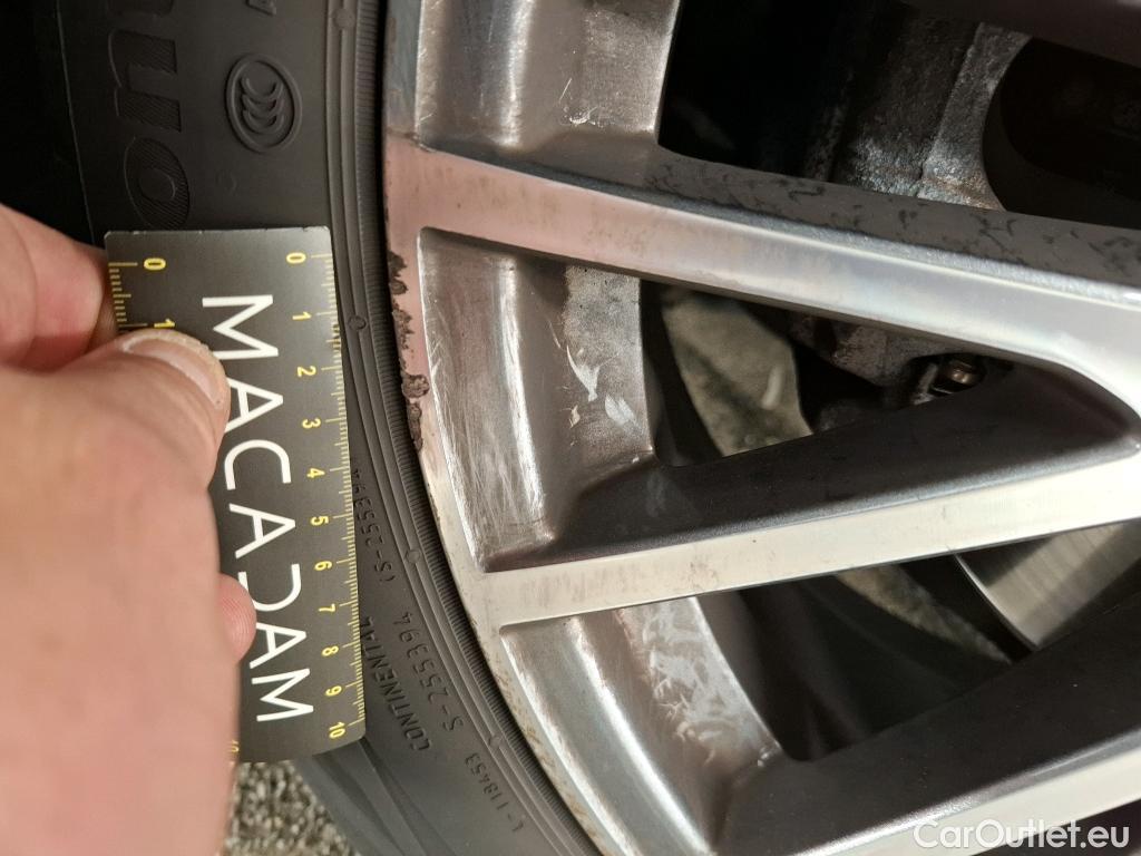  Mercedes  CLA-Klasse MERCEDES-BENZ CLA Coupe  2019  4P  Coupé CLA 180 d Business Line BA8 #19