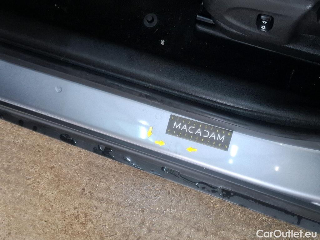  Opel  Crossland  X Business Elegance 1.2 Turbo 110CV BVM6 E6d #30