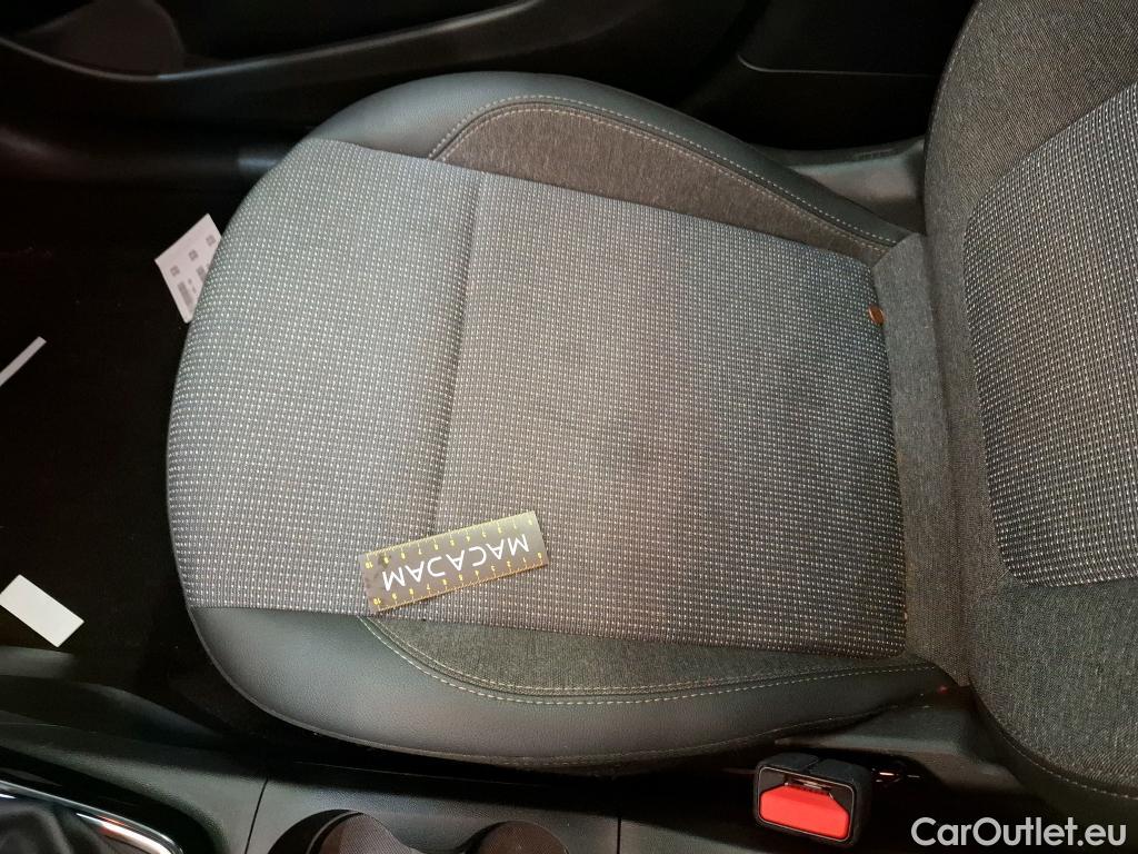  Opel  Crossland  X Business Elegance 1.2 Turbo 110CV BVM6 E6d #32