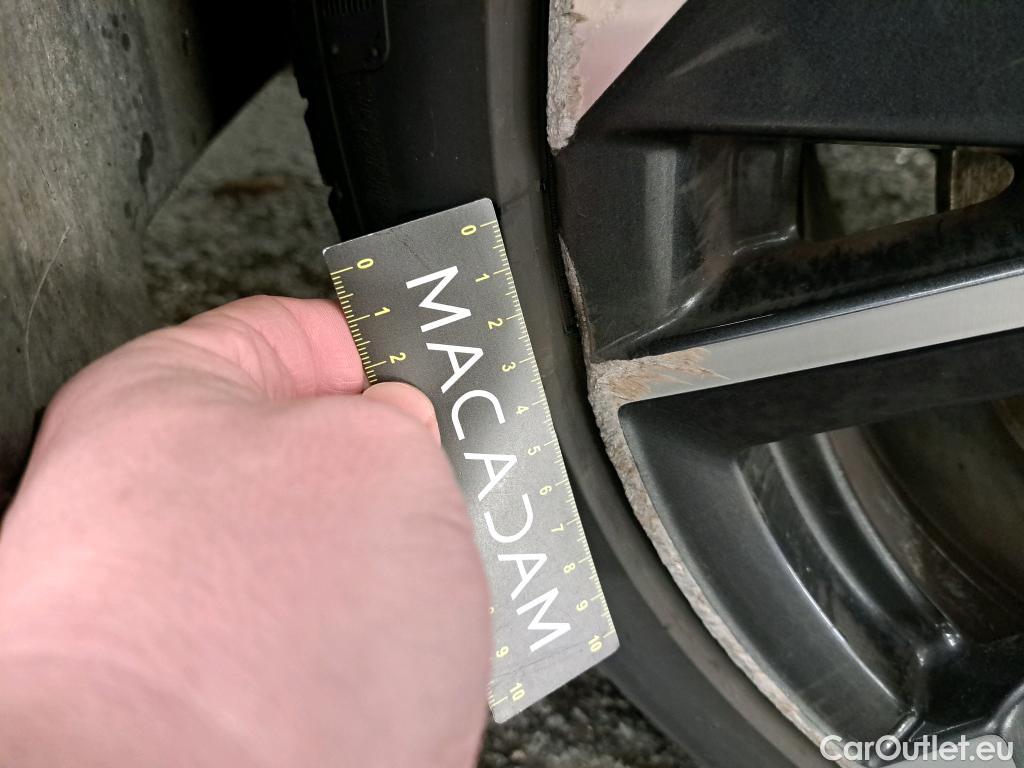  Peugeot  308 PEUGEOT  SW / 2021 / 5P / Break PHEV 180 E-EAT8 ALLURE PACK #14