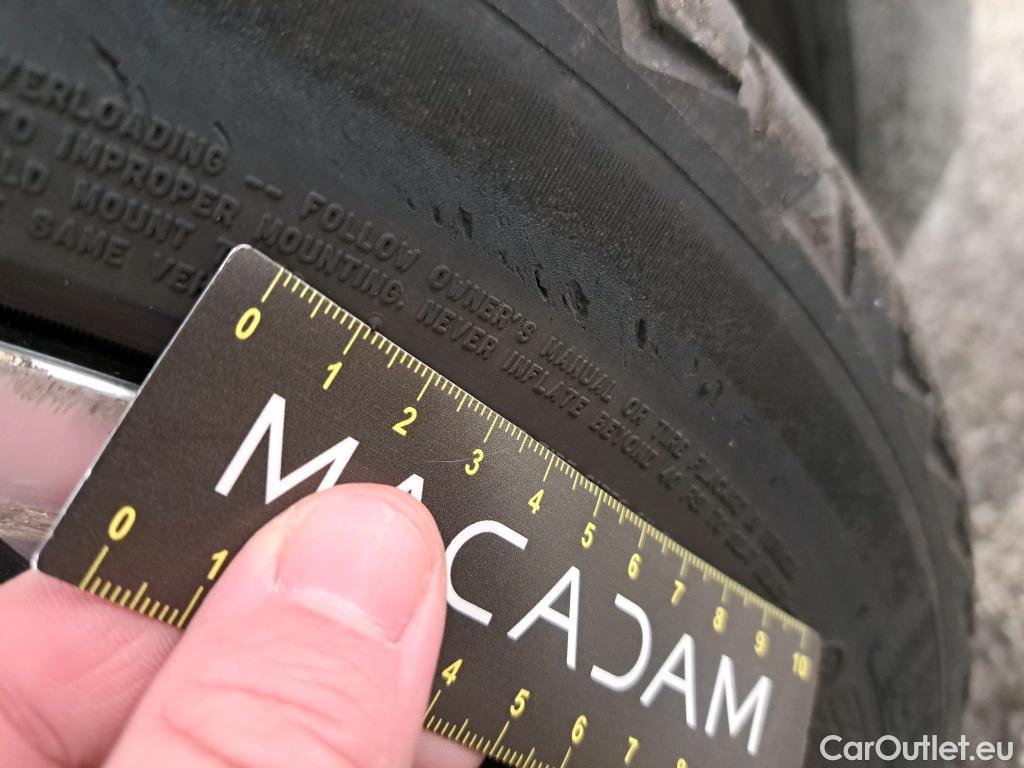  Peugeot  308 PEUGEOT  SW / 2021 / 5P / Break PHEV 180 E-EAT8 ALLURE PACK #28