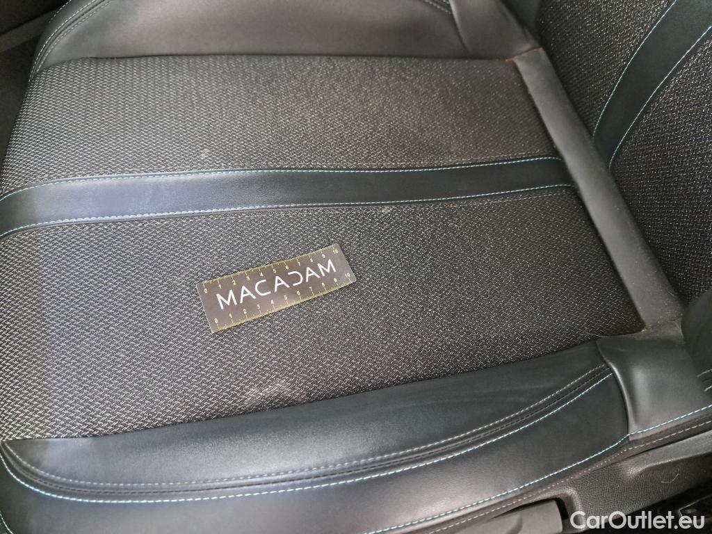  Peugeot  308 PEUGEOT  SW / 2021 / 5P / Break PHEV 180 E-EAT8 ALLURE PACK #52