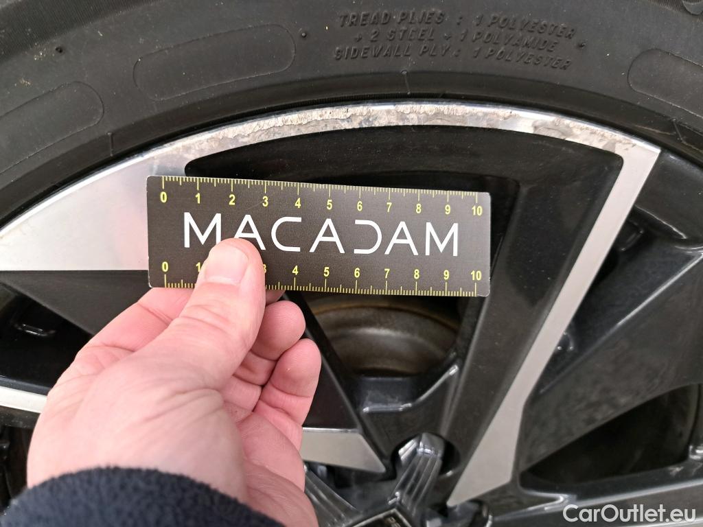  Peugeot  308 PEUGEOT  SW / 2021 / 5P / Break PHEV 180 E-EAT8 ALLURE PACK #39