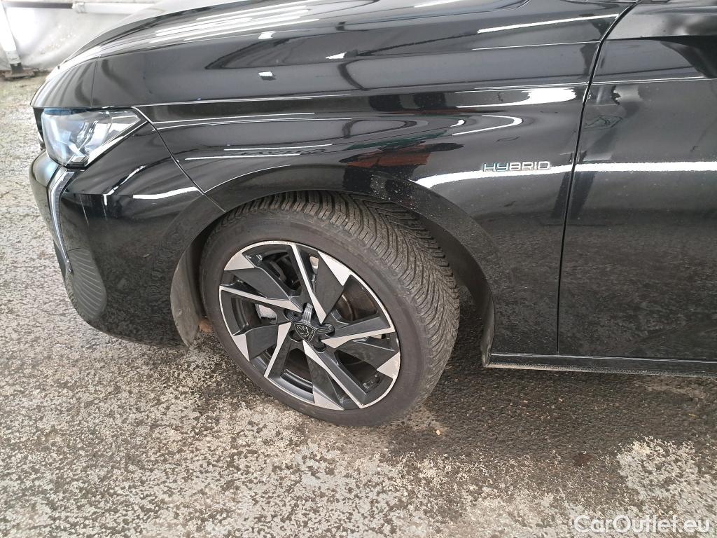  Peugeot  308 PEUGEOT  SW / 2021 / 5P / Break PHEV 180 E-EAT8 ALLURE PACK #43