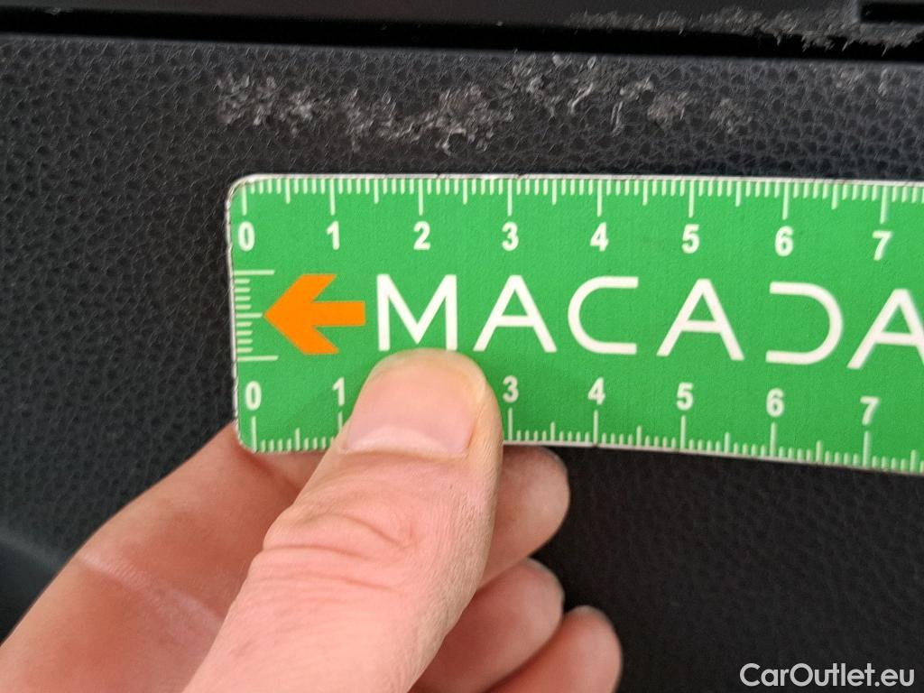  Toyota  Corolla TOYOTA   2018  5P  Berline Hybride 122h Dynamic Business Stage Acad #10