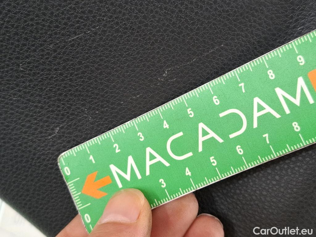  Toyota  Corolla TOYOTA   2018  5P  Berline Hybride 122h Dynamic Business Stage Acad #13