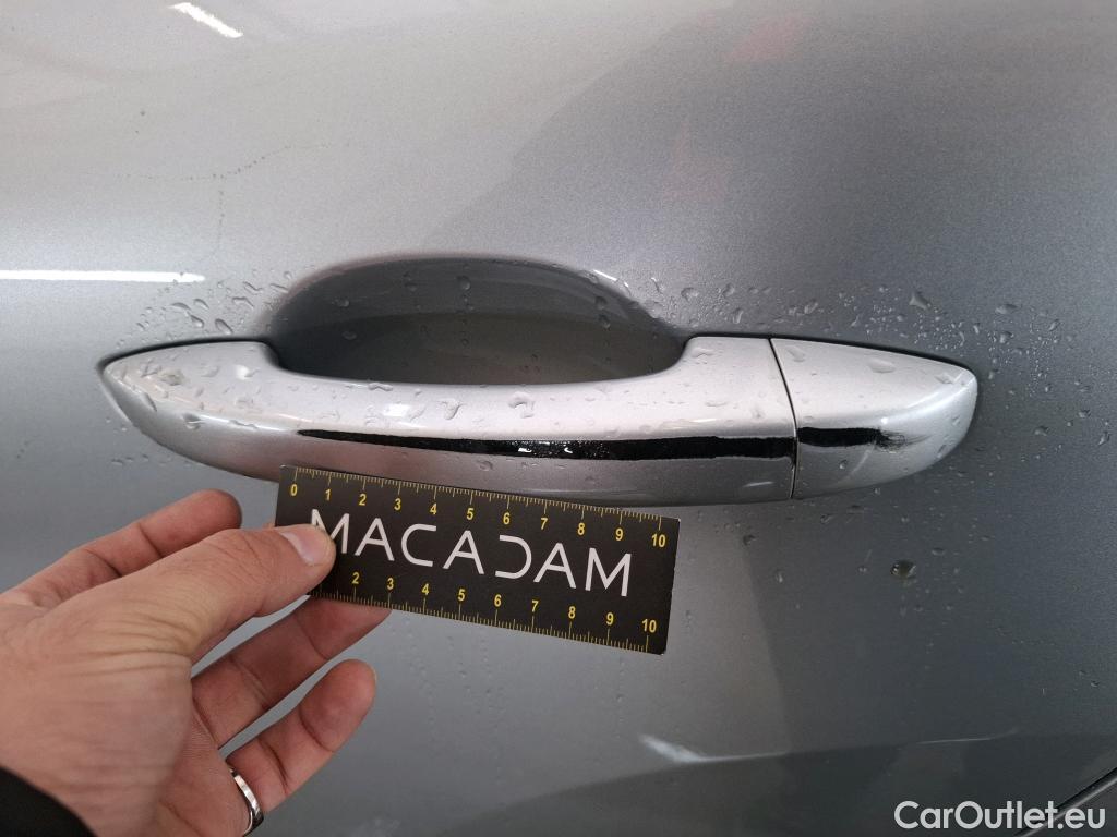  Renault  Captur RENAULT  / 2019 / 5P / SUV techno mild hybrid 160 EDC #15