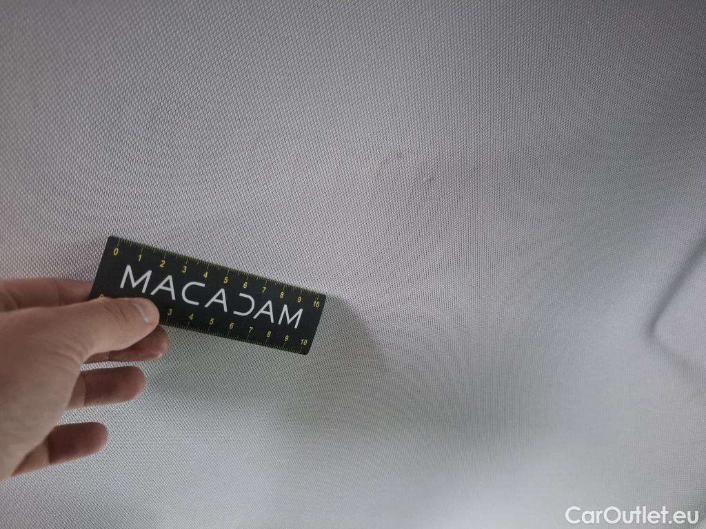  Renault  Captur RENAULT  / 2019 / 5P / SUV techno mild hybrid 160 EDC #18