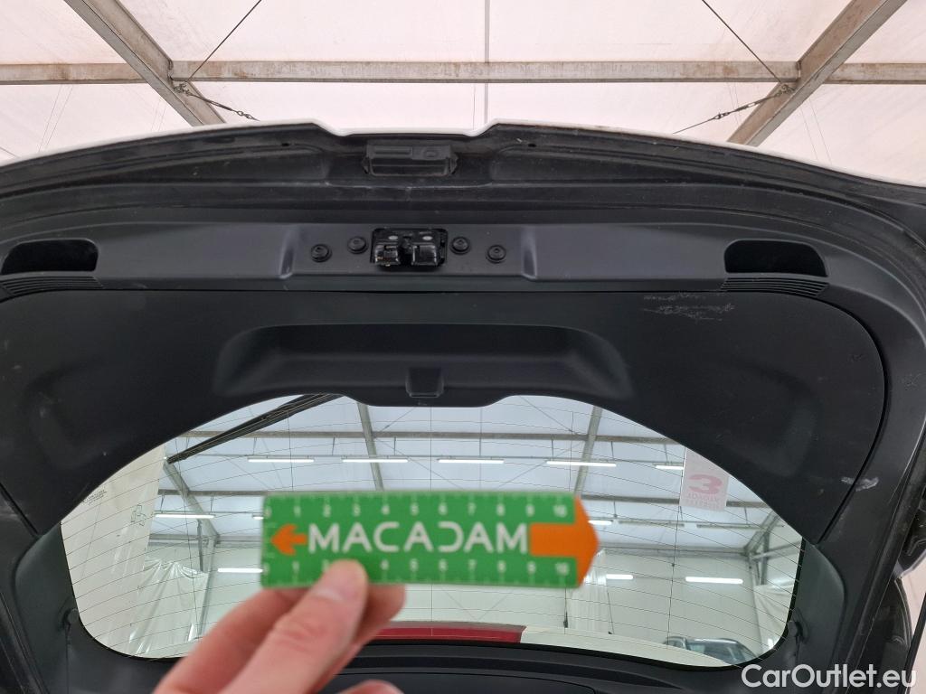  Toyota  Corolla TOYOTA   2018  5P  Berline Hybride 122h Dynamic Business Stage Acad #9