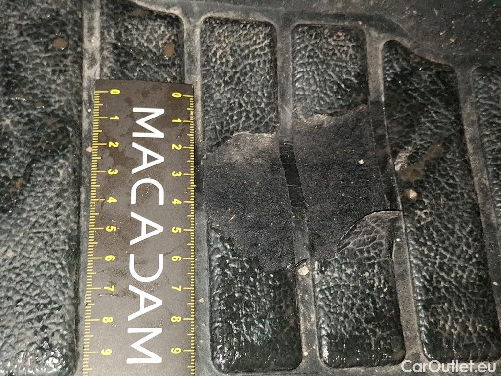  Renault  Captur RENAULT  / 2019 / 5P / SUV techno mild hybrid 160 EDC #10