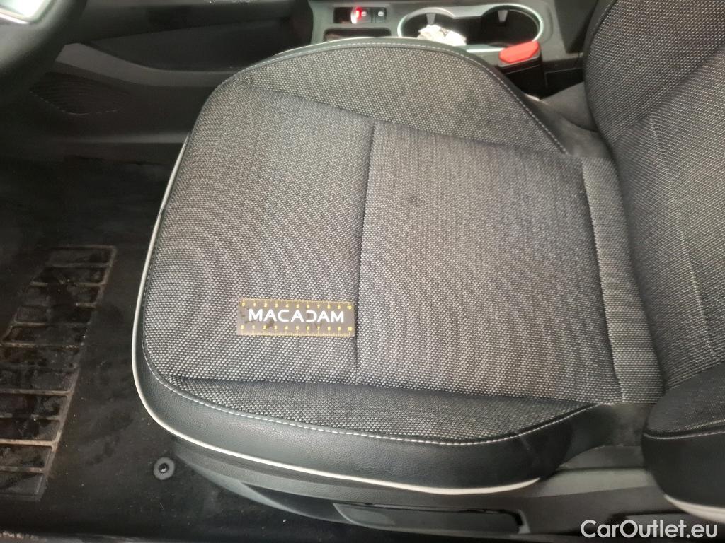  Renault  Captur RENAULT  / 2019 / 5P / SUV techno mild hybrid 160 EDC #20