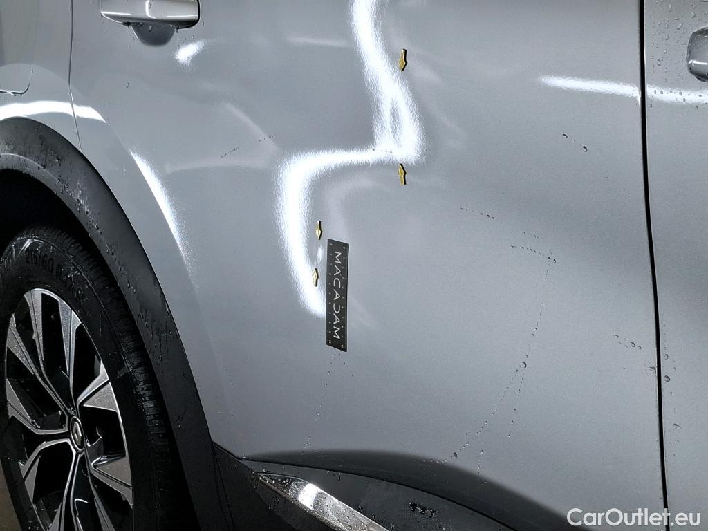  Renault  Captur RENAULT  / 2019 / 5P / SUV techno mild hybrid 160 EDC #3