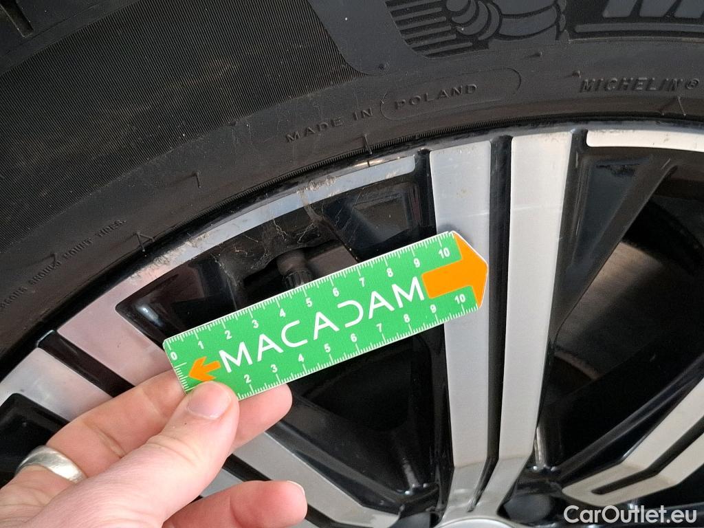  Volvo  XC90 VOLVO  / 2019 / 5P / SUV Recharge T8 AWD GT 8 Inscription #68