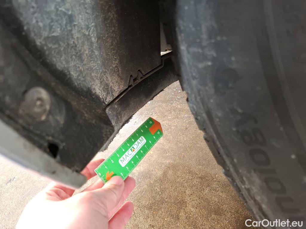  Volkswagen  Passat  Berline Business 1.5 TSI 150CV BVA7 E6d #17