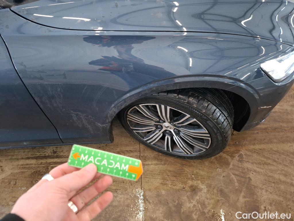  Volvo  V60 VOLVO   2018  5P  Break Recharge T6 340 GT8 Inscription Luxe #26