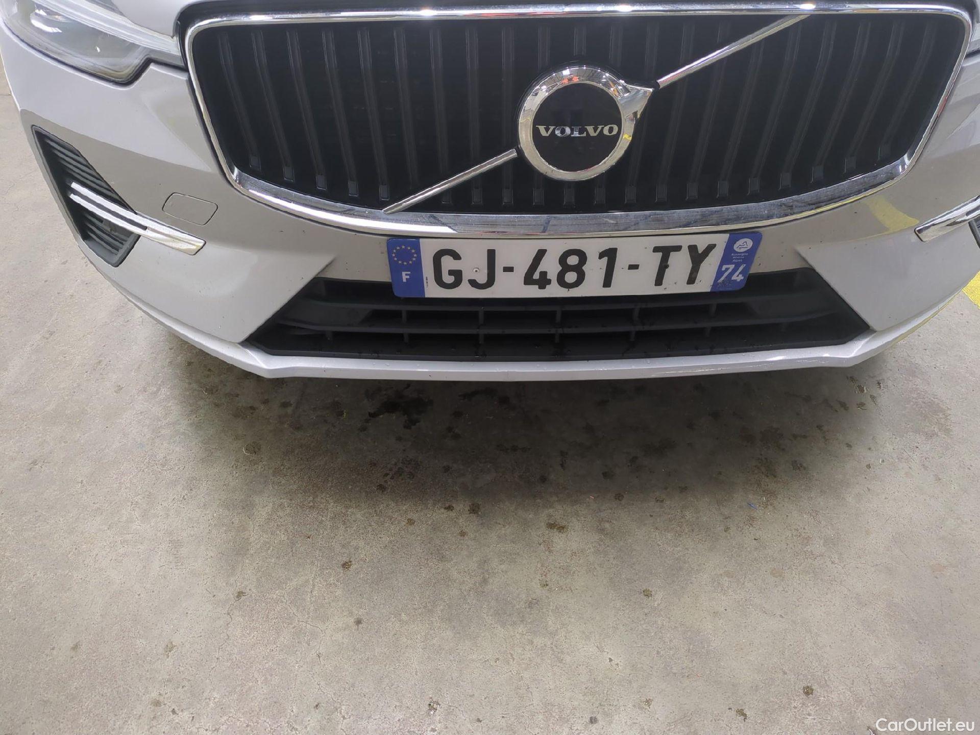  Volvo  XC60 VOLVO  5p SUV B4 AWD 197 Geartro 8 Momentum #12