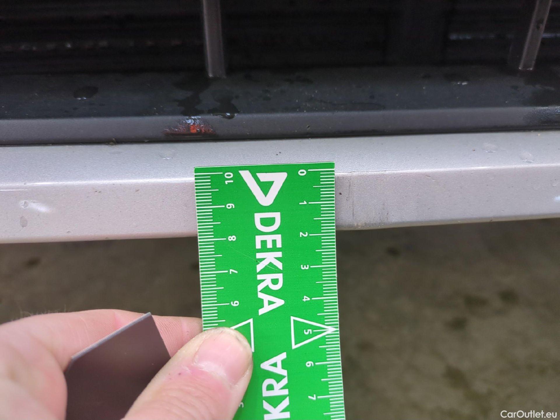  Volvo  XC60 VOLVO  5p SUV B4 AWD 197 Geartro 8 Momentum #10